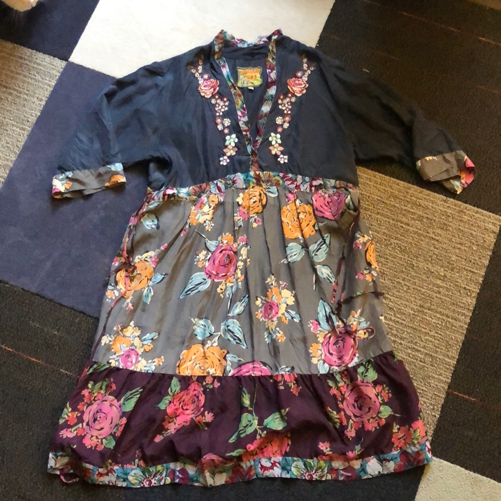 Floral embroidery dress
